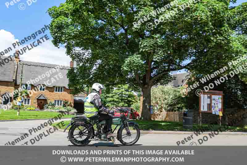 Vintage motorcycle club;eventdigitalimages;no limits trackdays;peter wileman photography;vintage motocycles;vmcc banbury run photographs